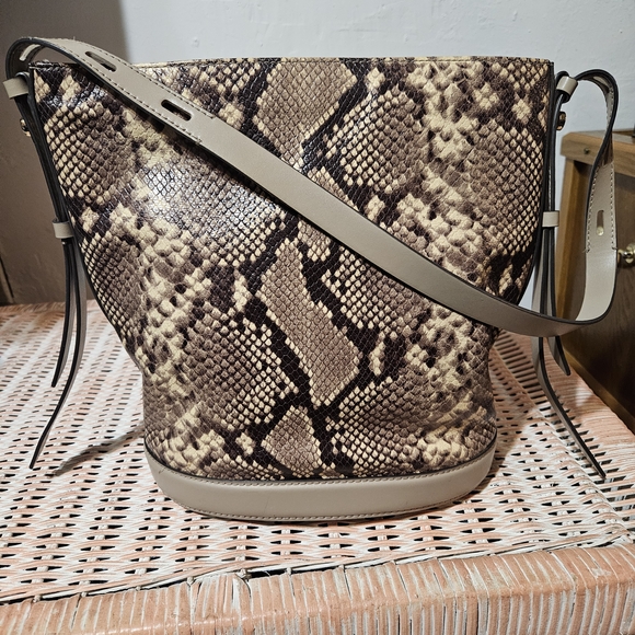 Michael Kors Snake Print Shoulder Bag with Chain - Picture 2 of 4